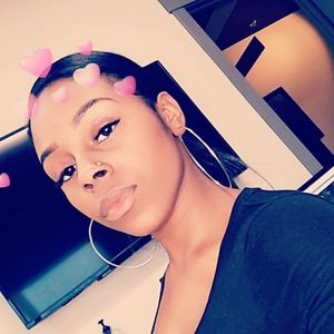 Meet your Posher, Daisja